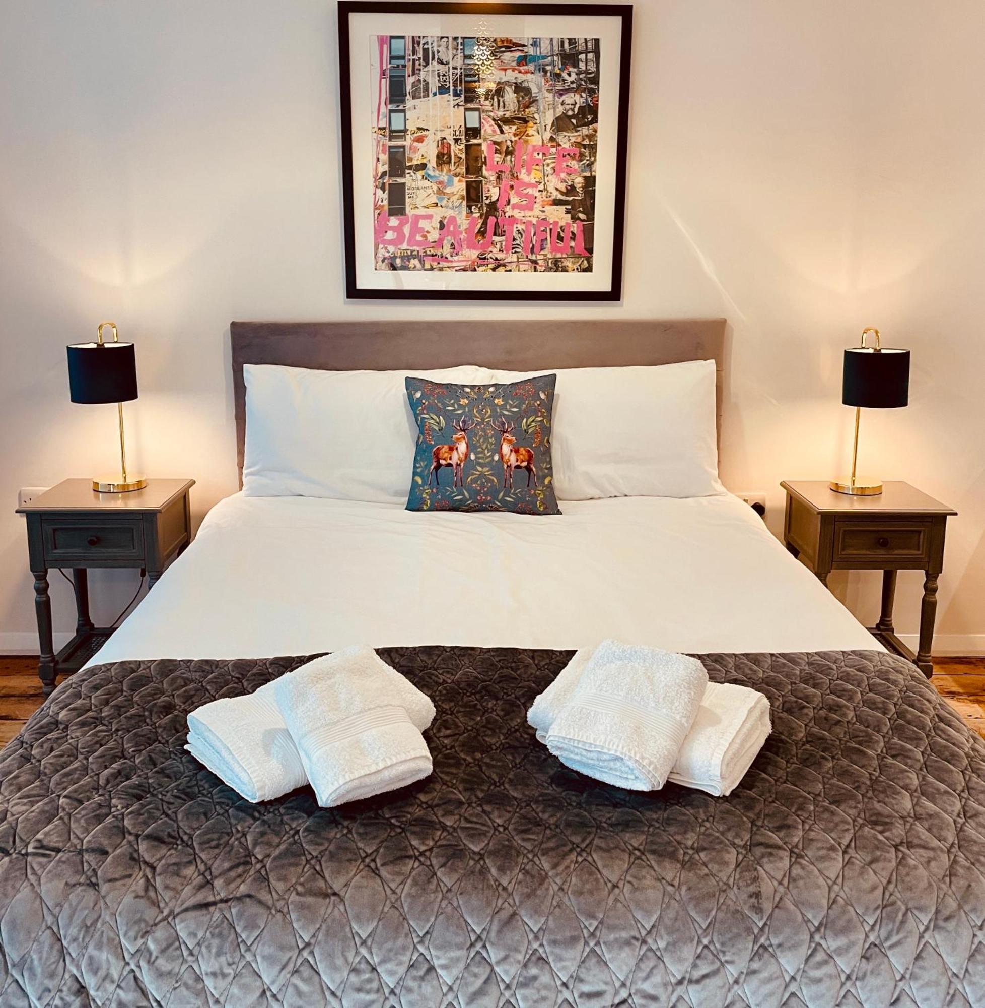 The Summer House - Free Onsite Parking Holiday home *